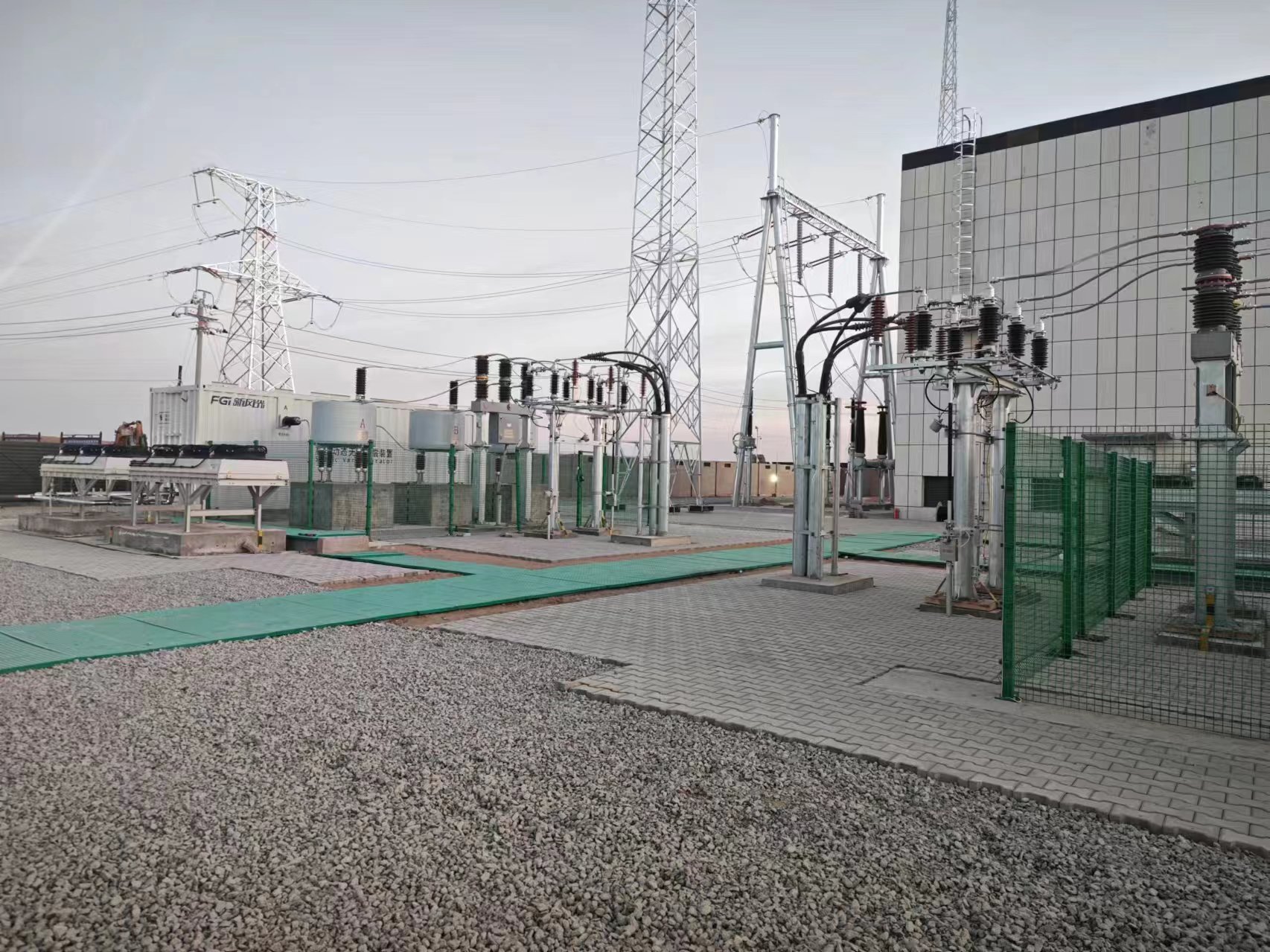 新能源智慧場站智能輔控系統(tǒng):四大子系統(tǒng)解析與核心優(yōu)勢